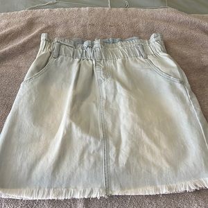 Mini skirt size 11, very comfortable